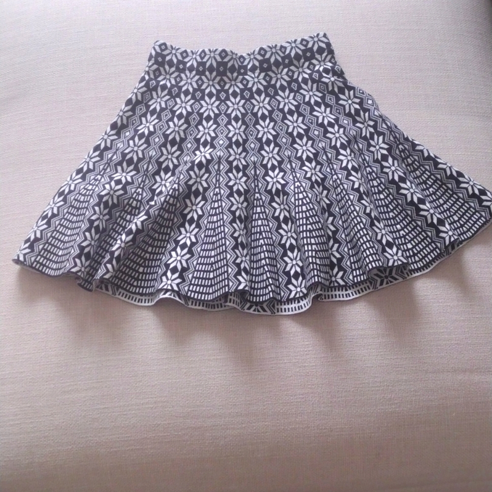 Xhilaration Skirt. Size, Medium.